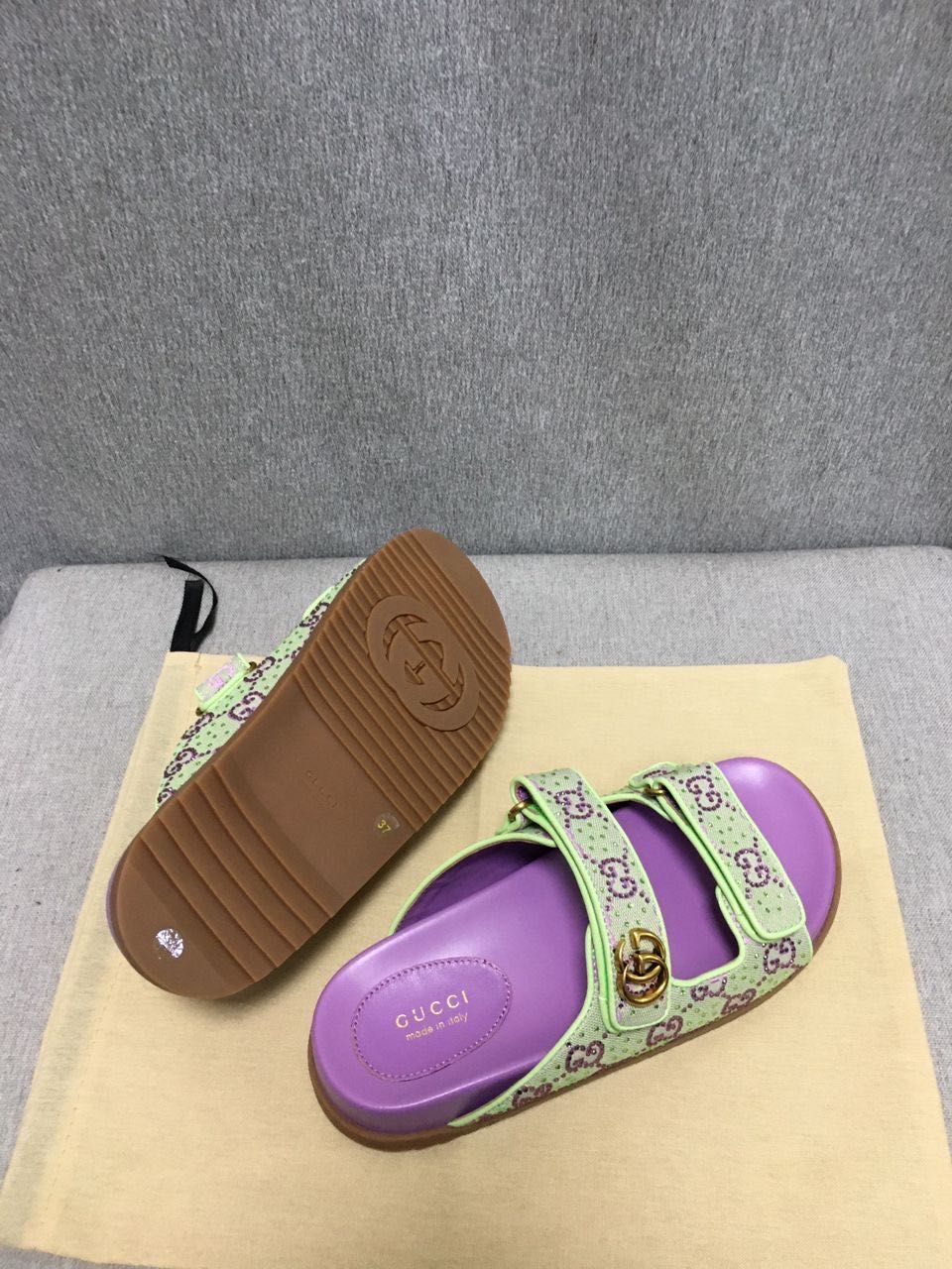 Чехли gucci оригинални