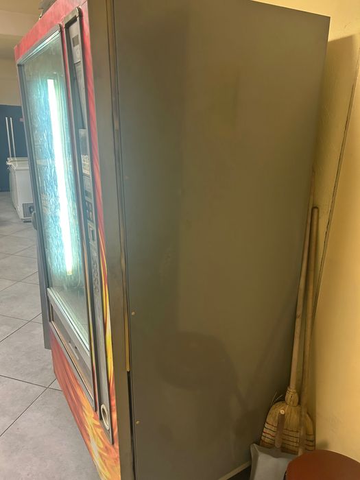 Вендинг машини за храни