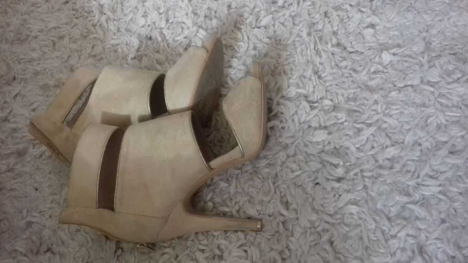 pantofi sandale botine 39