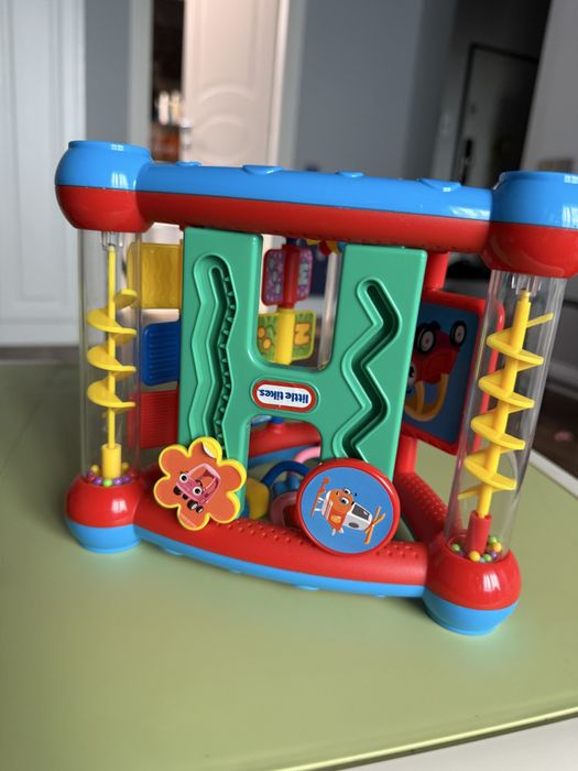 Triunghi interactiv cu activitati bebe