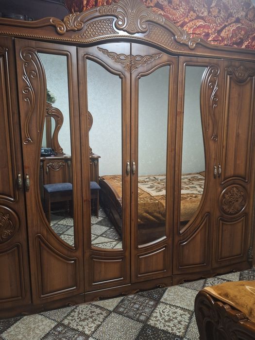 Шифонер сотилади