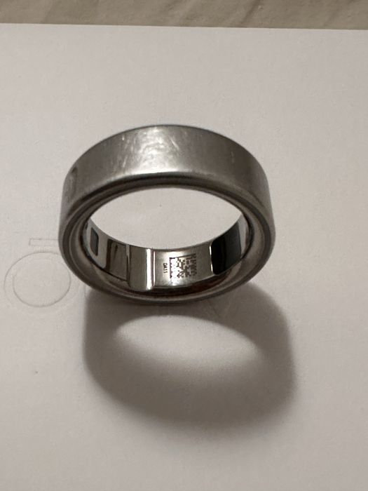 Oura ring 4, brushed silver, 9