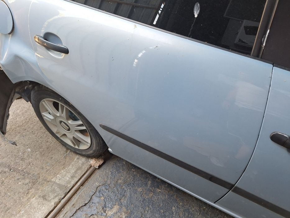 Usa portiera spate dreapta SEAT CORDOBA III 6L2 2002 - 2009 albastru L