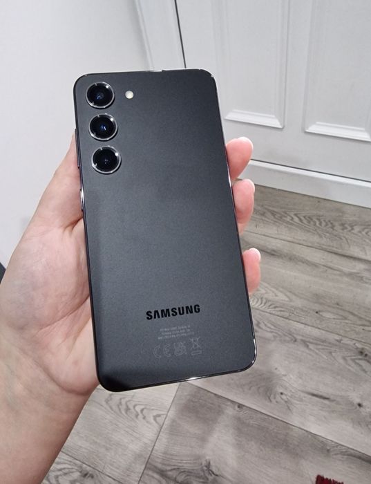 Vand Samsung S23 excelent