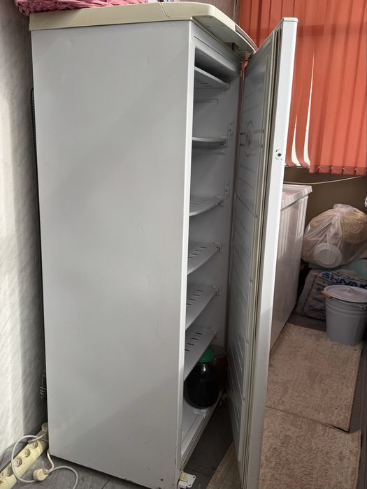 Продам дешево рабочий морозильник!