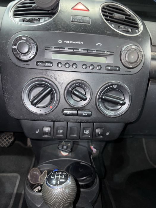Volkswagen New Beetle