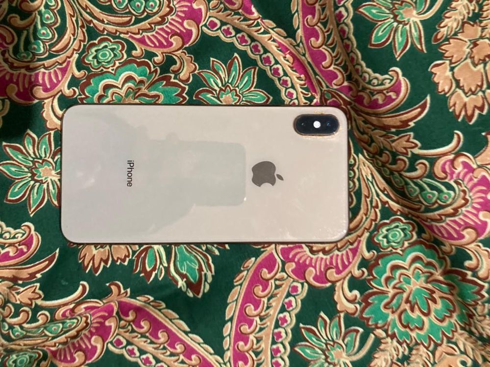 Айфон 10 XS max 64 гб