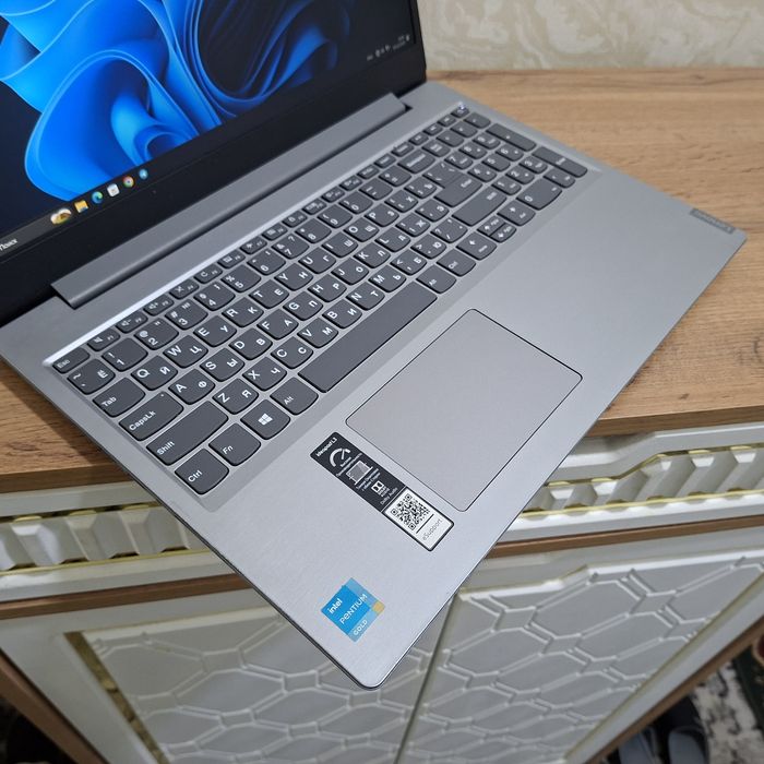 Intel Pentium Gold 7505/ SSD 256 gb/ HDD 1000 gb/ ОЗУ 4 gb/ Tozza nout