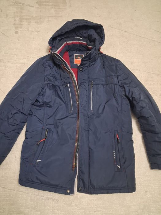 Продам мужскую зимнюю куртку