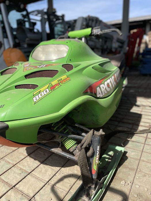 Snowmobil Arctic Cat ZR 800 APV TWIN