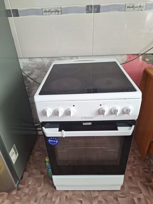 Продам плиту вытяжка в подарок