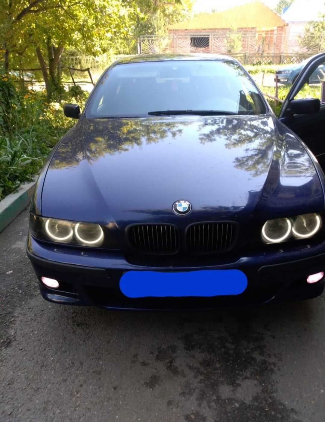 Продам BMW, 520,б/У седан, 2л,КПП механика