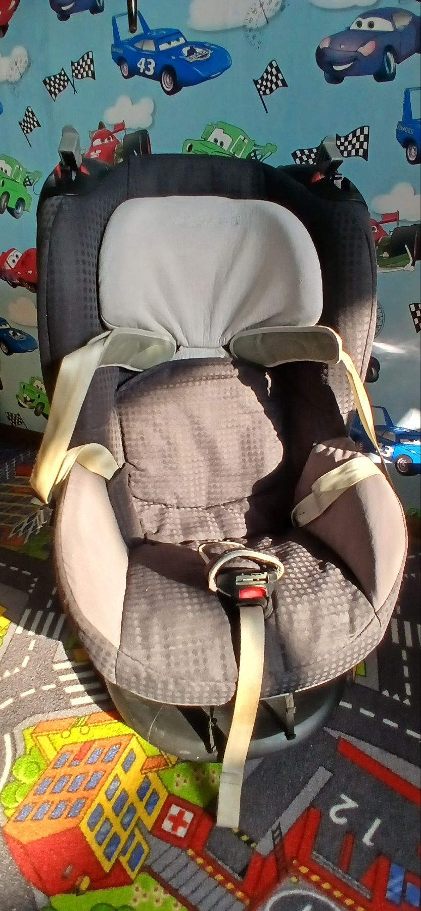 Столче.за кола MAXI-COSI Miliaan