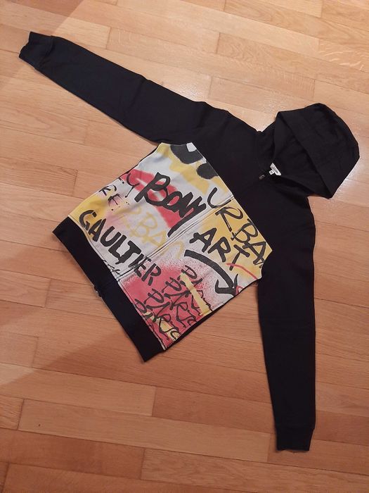 Детски суитшърти DKNY и GAULTIER, спортни панталони TERRANOVA за 14 г