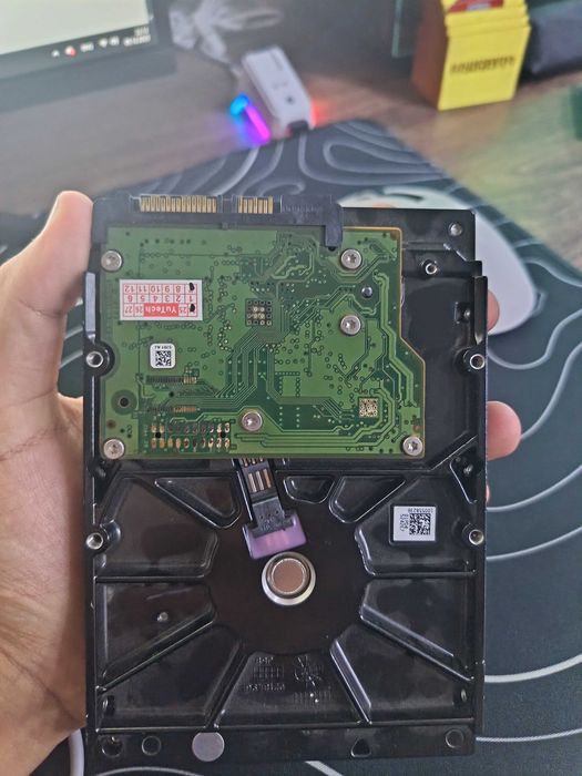 Seagate Hdd 500gb holati zur