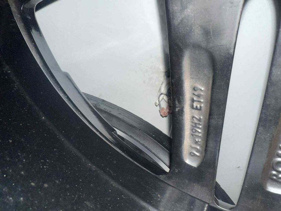 Mercedes Benz-джанти с гуми 245/40 R19 Michelin