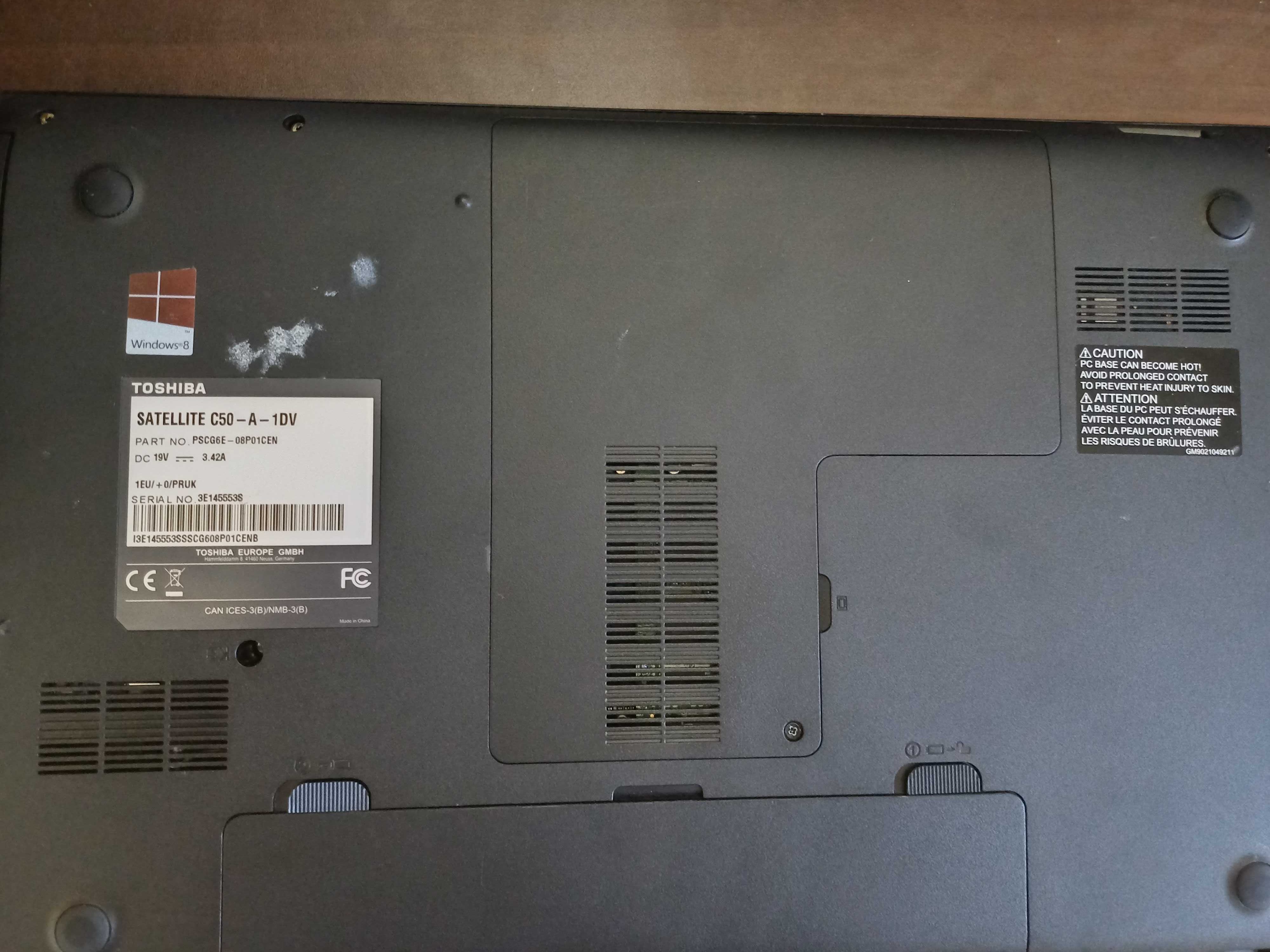 Лаптоп Toshiba, Core i3, 15.6", RAM 8GB, 256GB SSD Samsung, 2 батерии