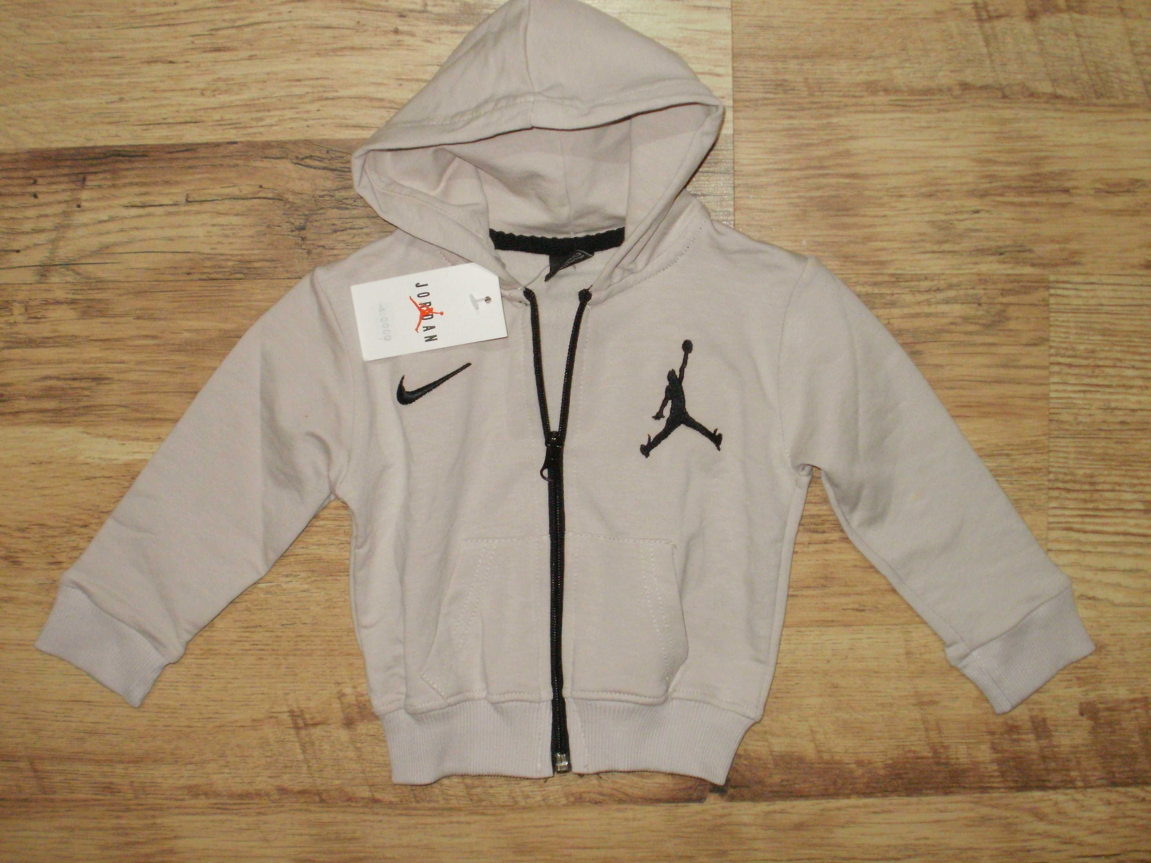 NIKE JORDAN ново бебешко за 74-80