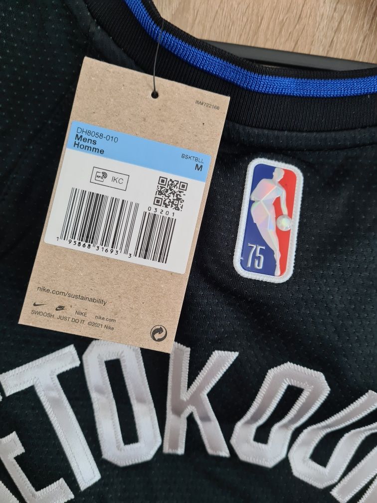 Maillot NBA Giannis Milwaukke Bucks Nike Select MVP / Black
DH8058-010