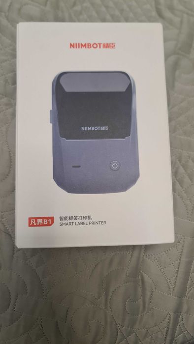 портативный термопринтер для этикеток Niimbot B1