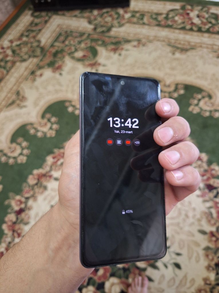 Samsung A52 holati ideal.