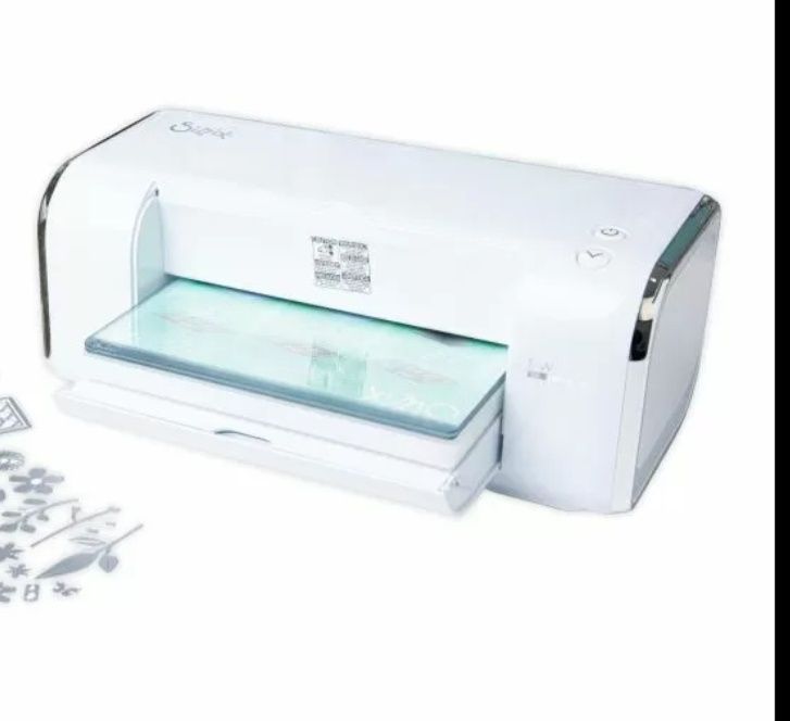 Продавам електрическа машина за рязане и релеф. Машината е нова