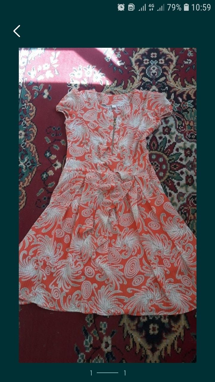 Продам шифоновое платье размер р 42-44 бу 4500