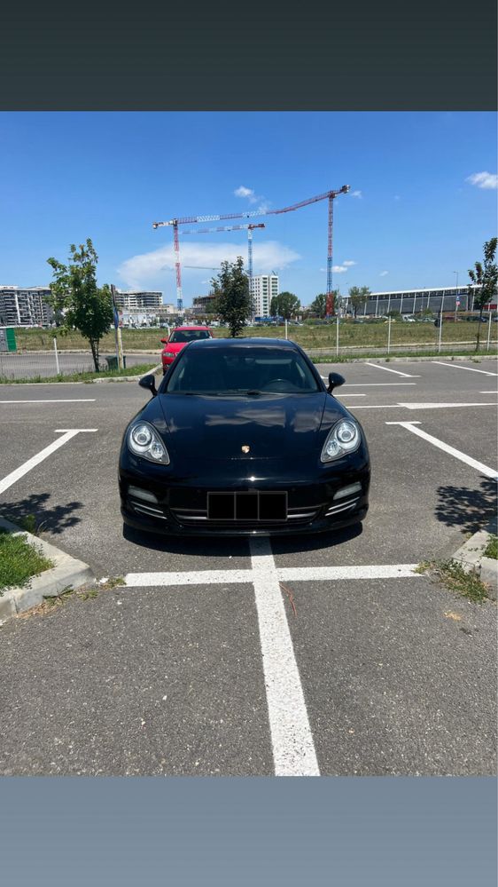 Porsche Panamera 2013 Platinum Edition