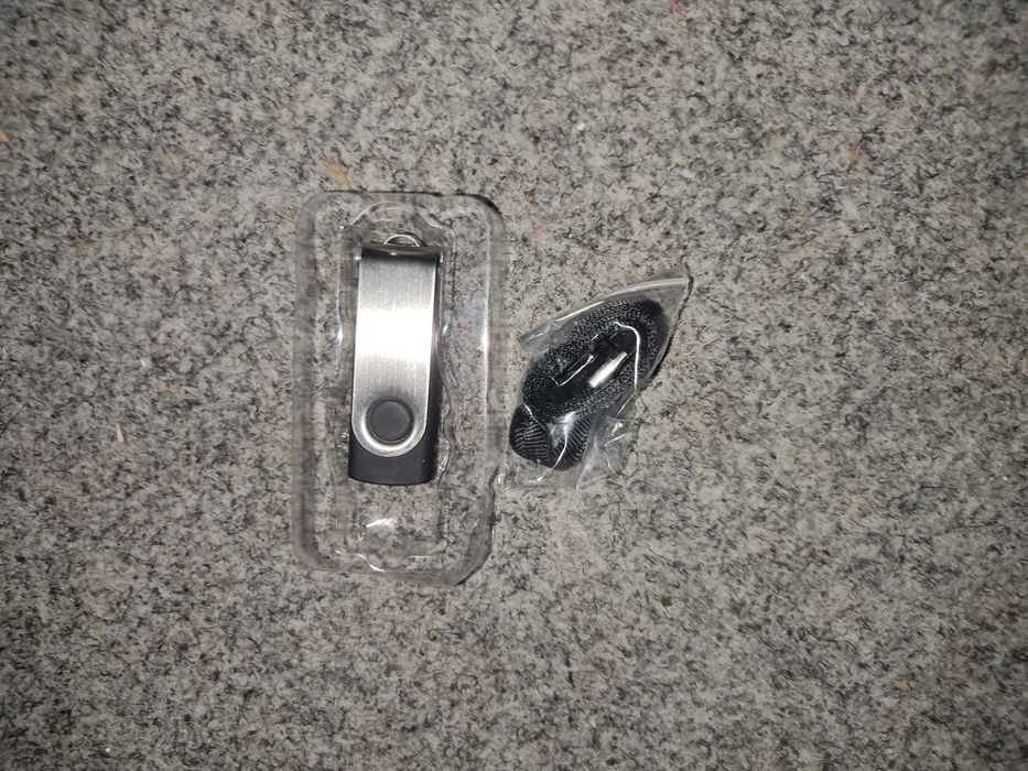 Memorie USB 2 GB