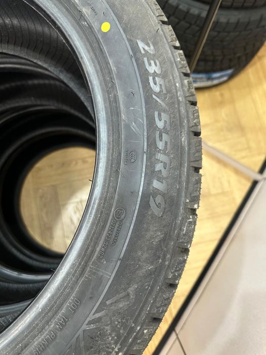 Продам шины новые липучка