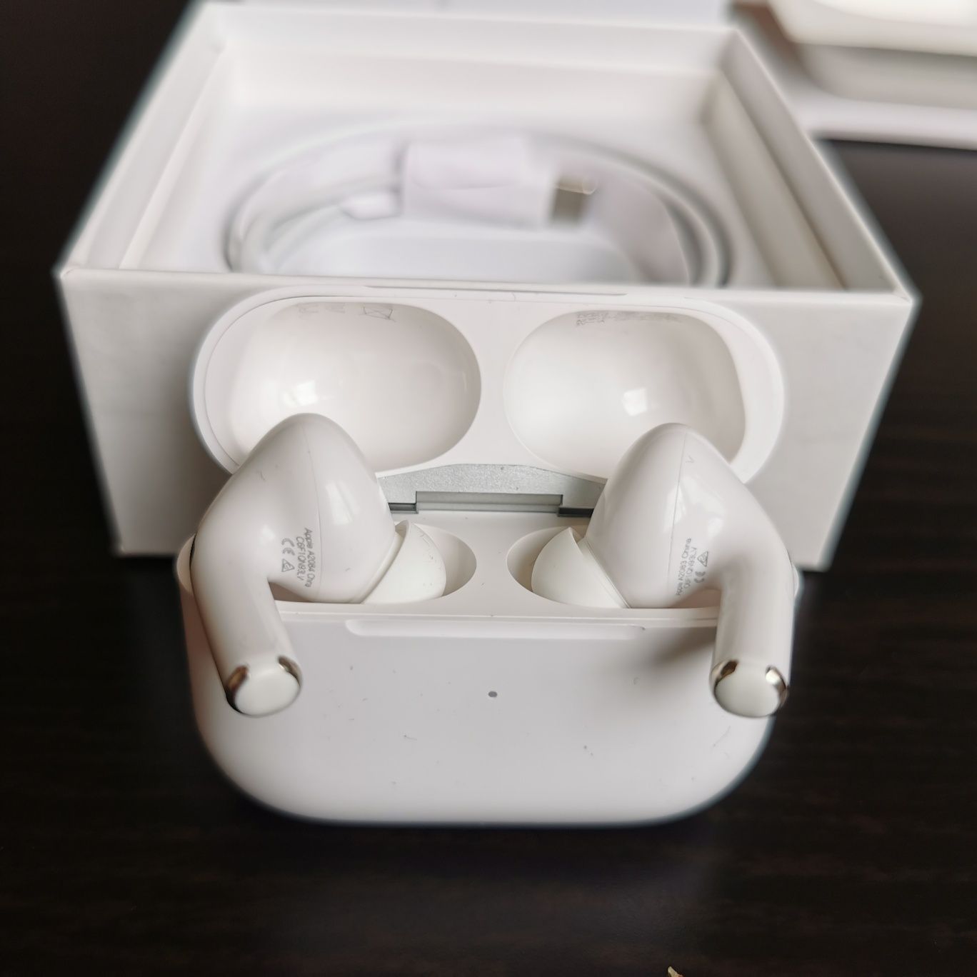 AIRPODS Pro 2nd Generation - iOS 17 - WIRELESS Charging NOI/SIGILATE