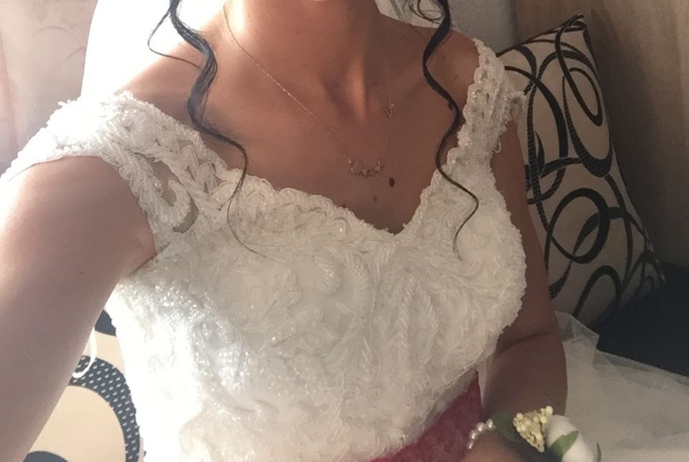 Продавам булченска рокля