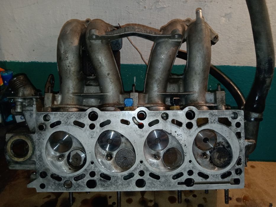 Продам ГБЦ м 40 бмв 1.8