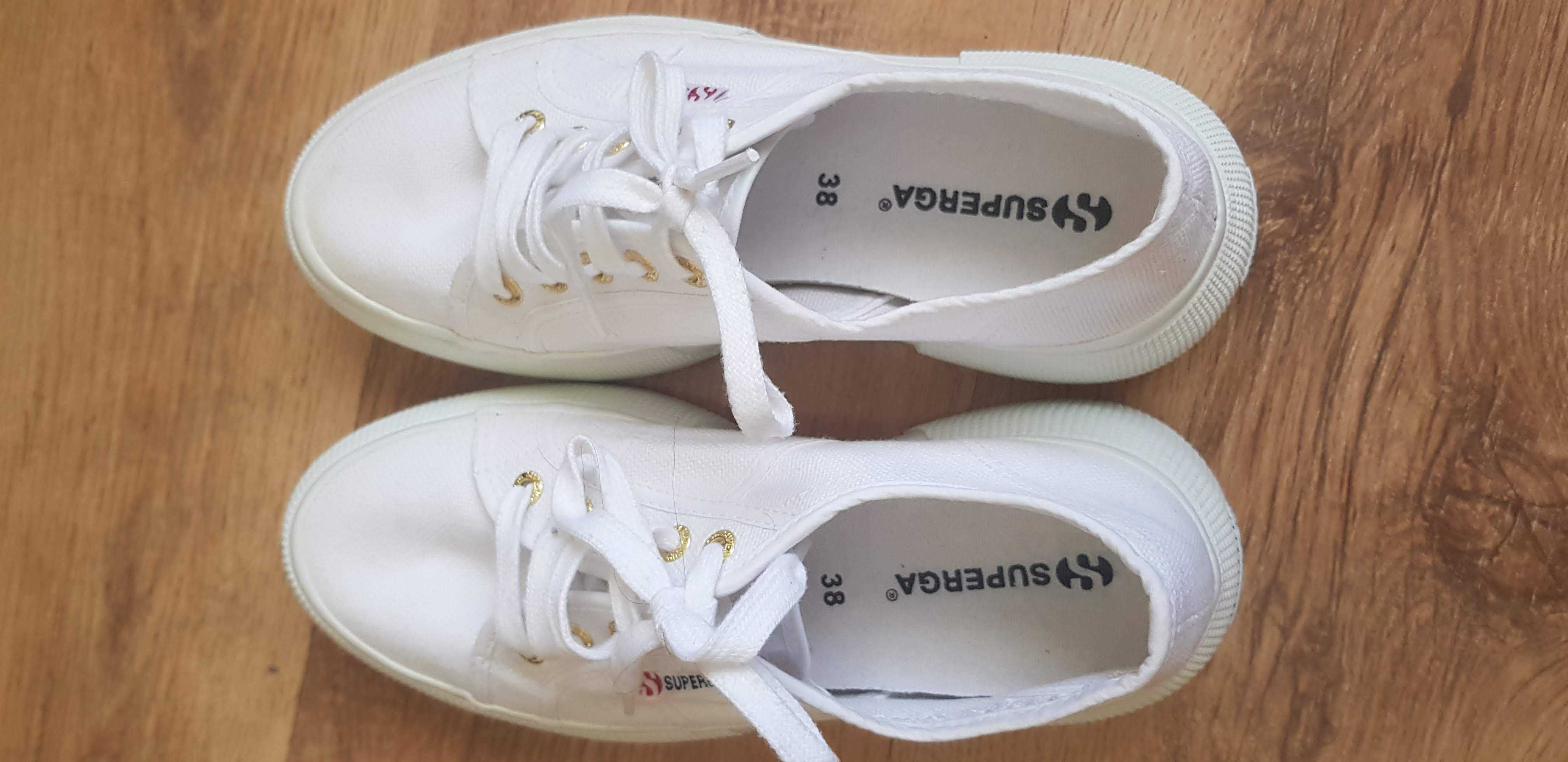 Дамски кецове на SUPERGA - 37/38 номер