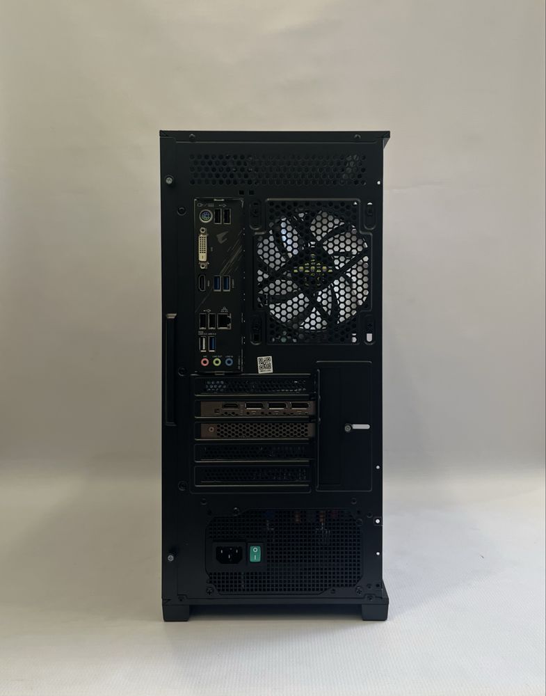 Геймърски компютър AMD Ryzen 5 5500, RTX 4060 Ti 16GB, 16GB ram