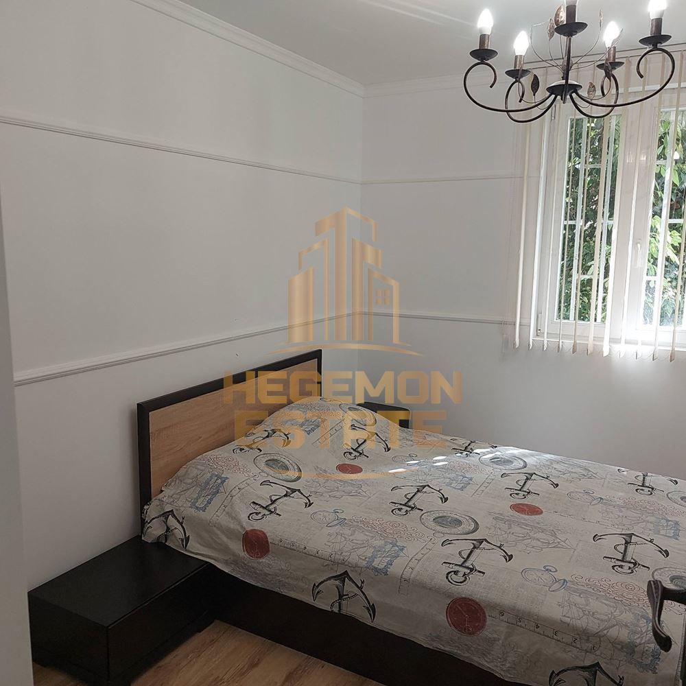 Дава се под наем Тристаен апартамент в Варна, Център - 67 кв.м за 510 € - Снимка #6