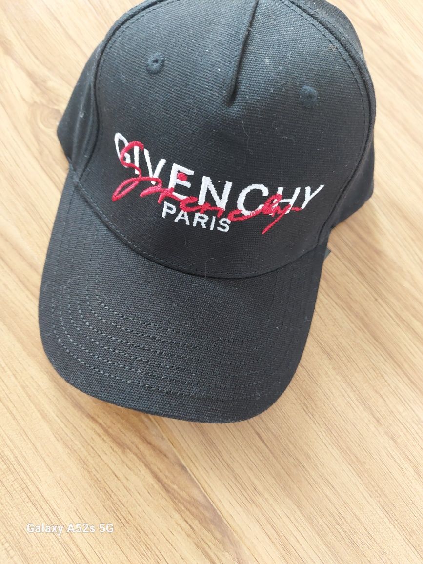 Șapcă bărbat Givenchy