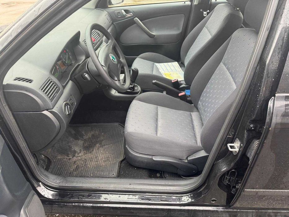 Skoda Octavia Tour/1 singur proprietar de noua