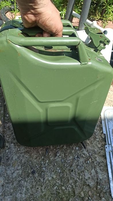 Canistra combustibil 20 l