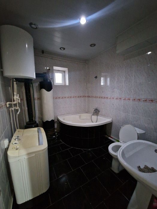 3 хонали квартира ижарага берилади! Тенис корт. 5чи оиливи поликлиника