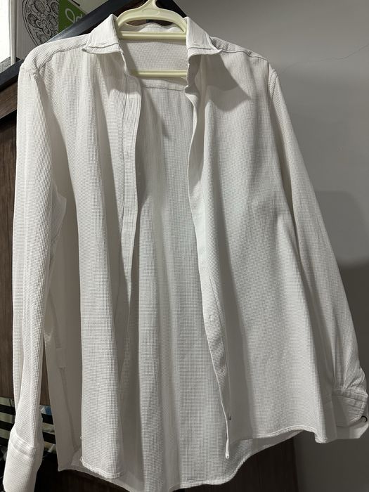 Рубажкала сотилади!