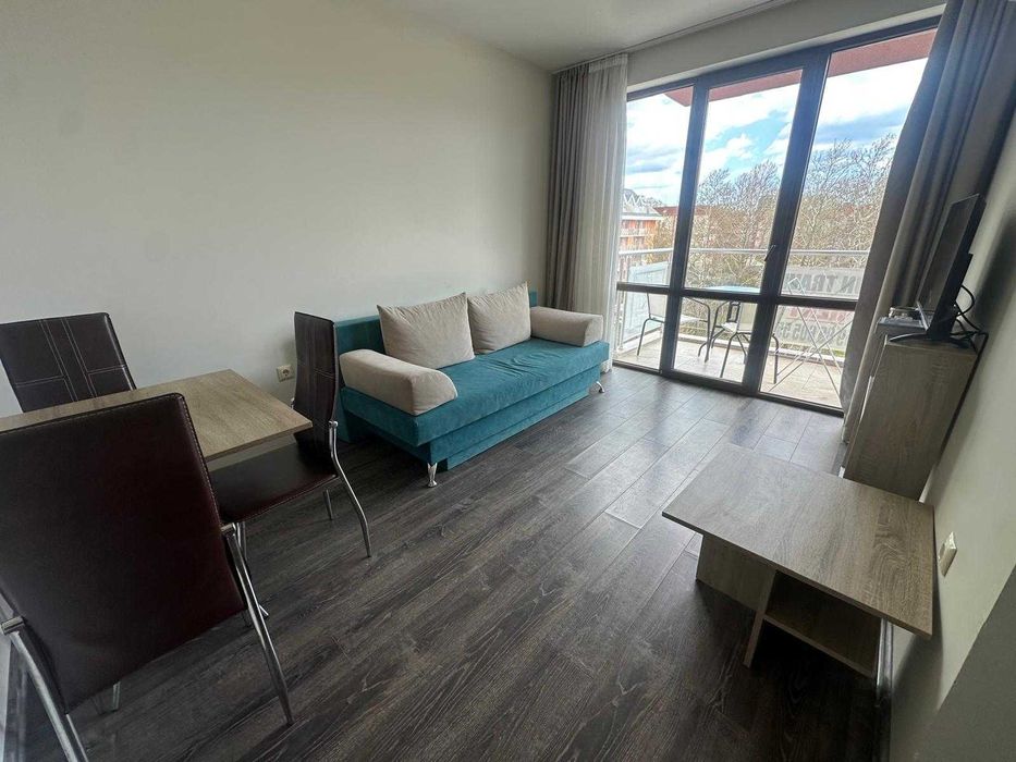 Продава се Двустаен апартамент в к.к. Слънчев бряг - 50 кв.м за 1290 €/кв.м - Снимка #3