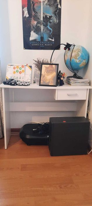 De vanzare birou elev IKEA