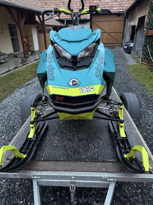 Snowmobil Ski Doo Summit X 850 2020 (nu polaris rmk khaos)