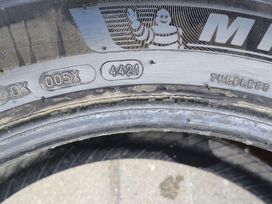 305 40 20 Michelin