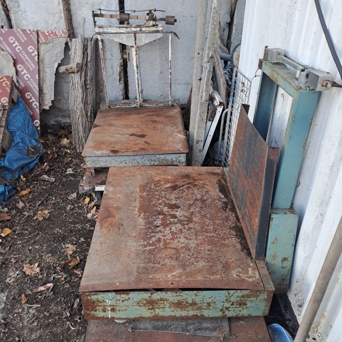 Търговски кантари,механични 2бр