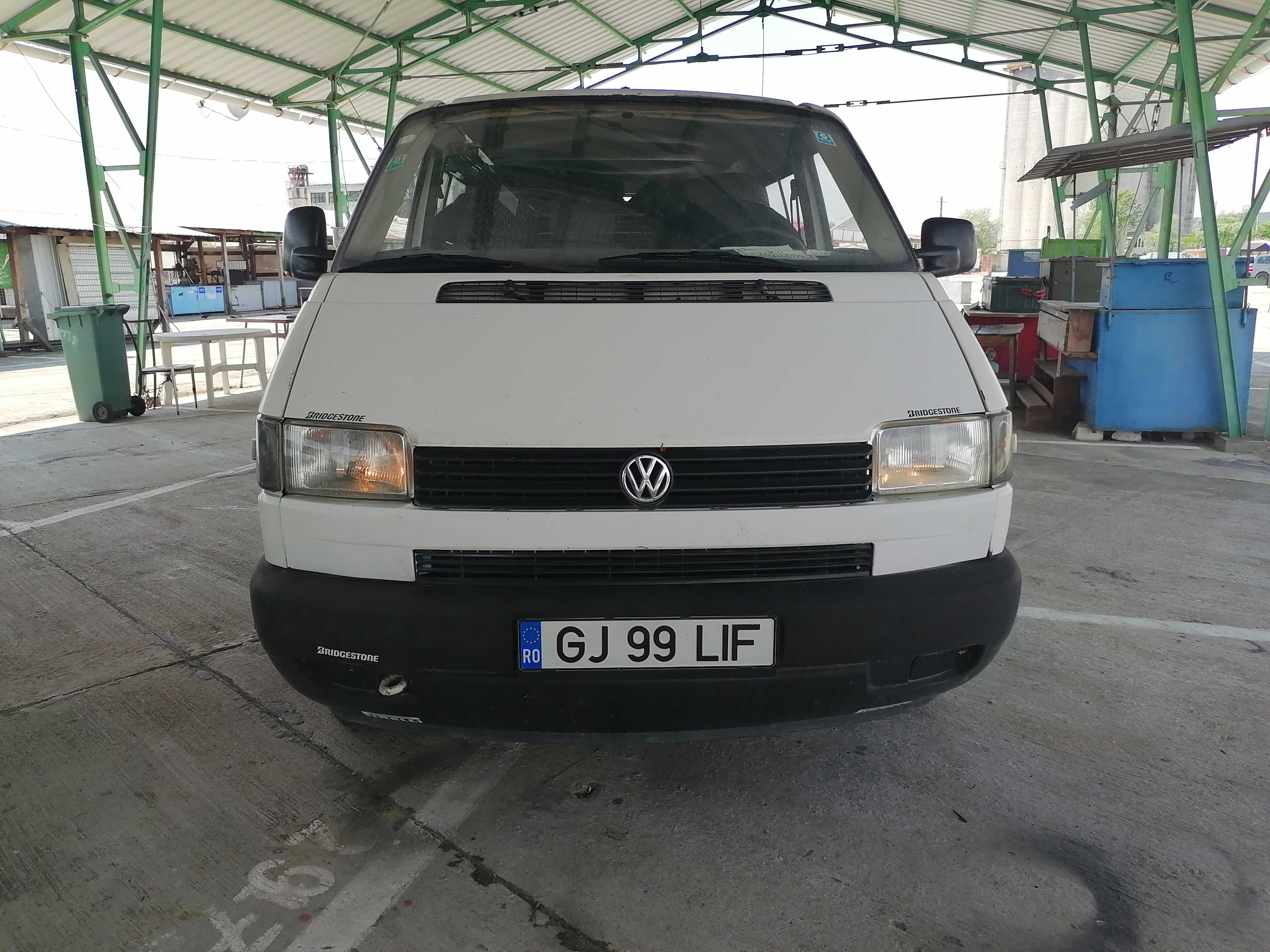 Colectie VW  T4 motor 1.9TDi 90 cai classic 8+1 in acte autoturism