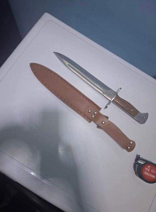 Ако с калъф и Работещ бутон