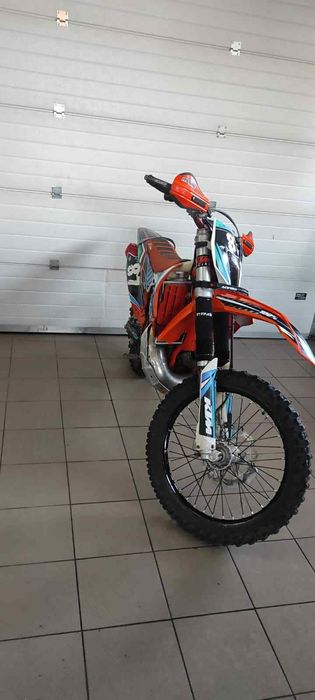 Vând KTM exc 300 2T