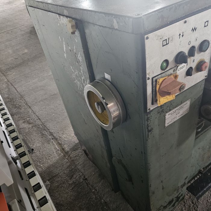 Щрайхмус 610 мм.4 бр.ножове главен мотор 7,5 kw.